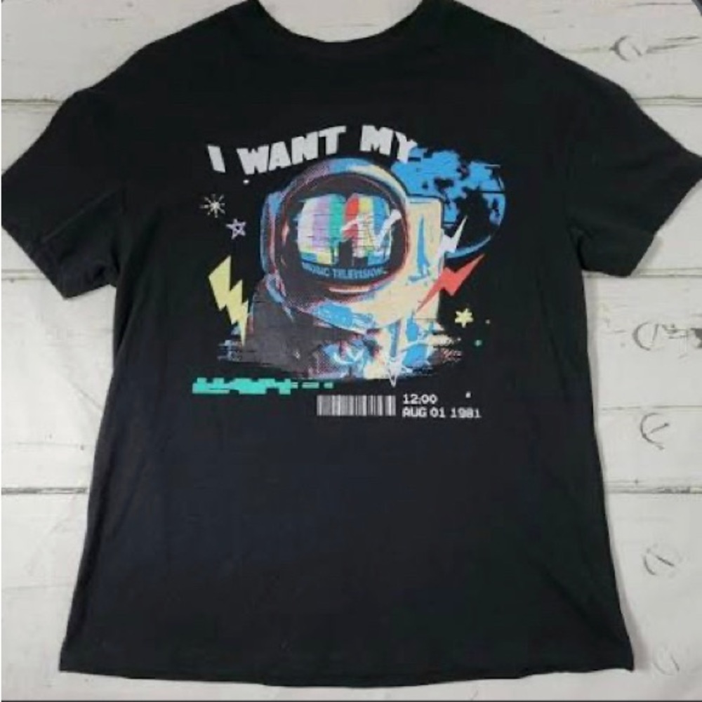 MTV astronaut t-shirt